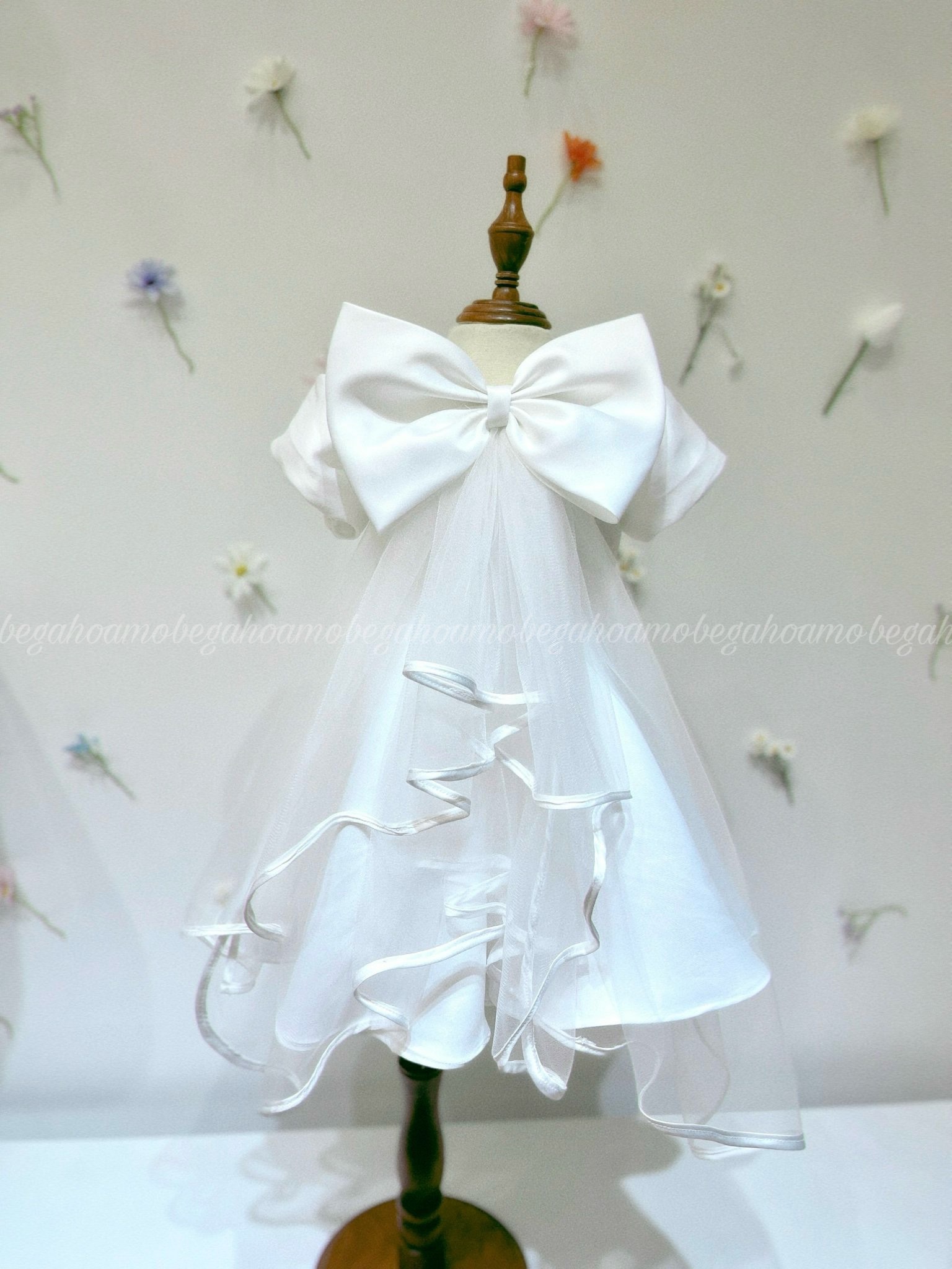 Váy TK phù dâu tay bồng nơ lưng ( voan )