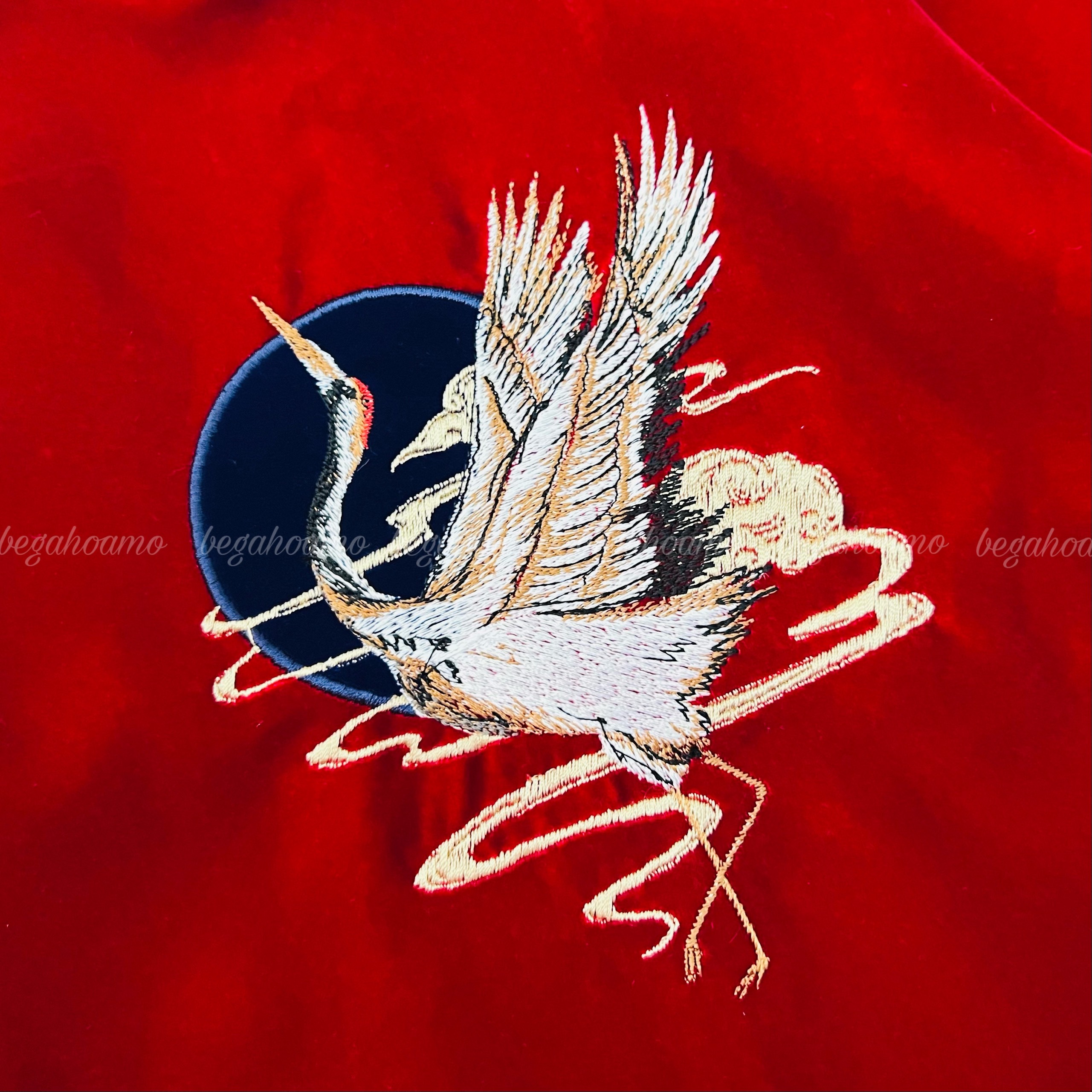 Áo dài nhung nam thêu nguyệt hạc đỏ