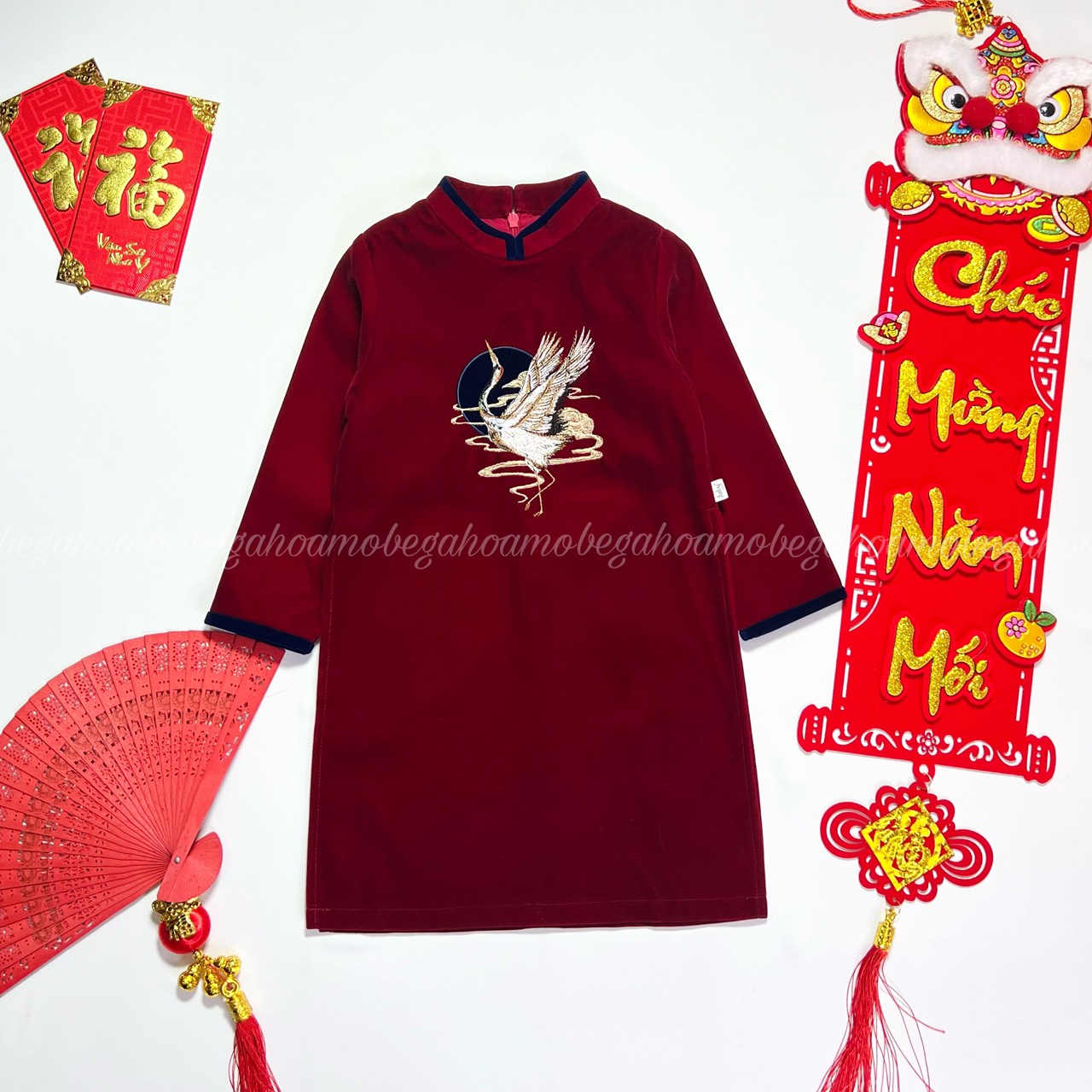 Áo dài nhung nam thêu nguyệt hạc đỏ