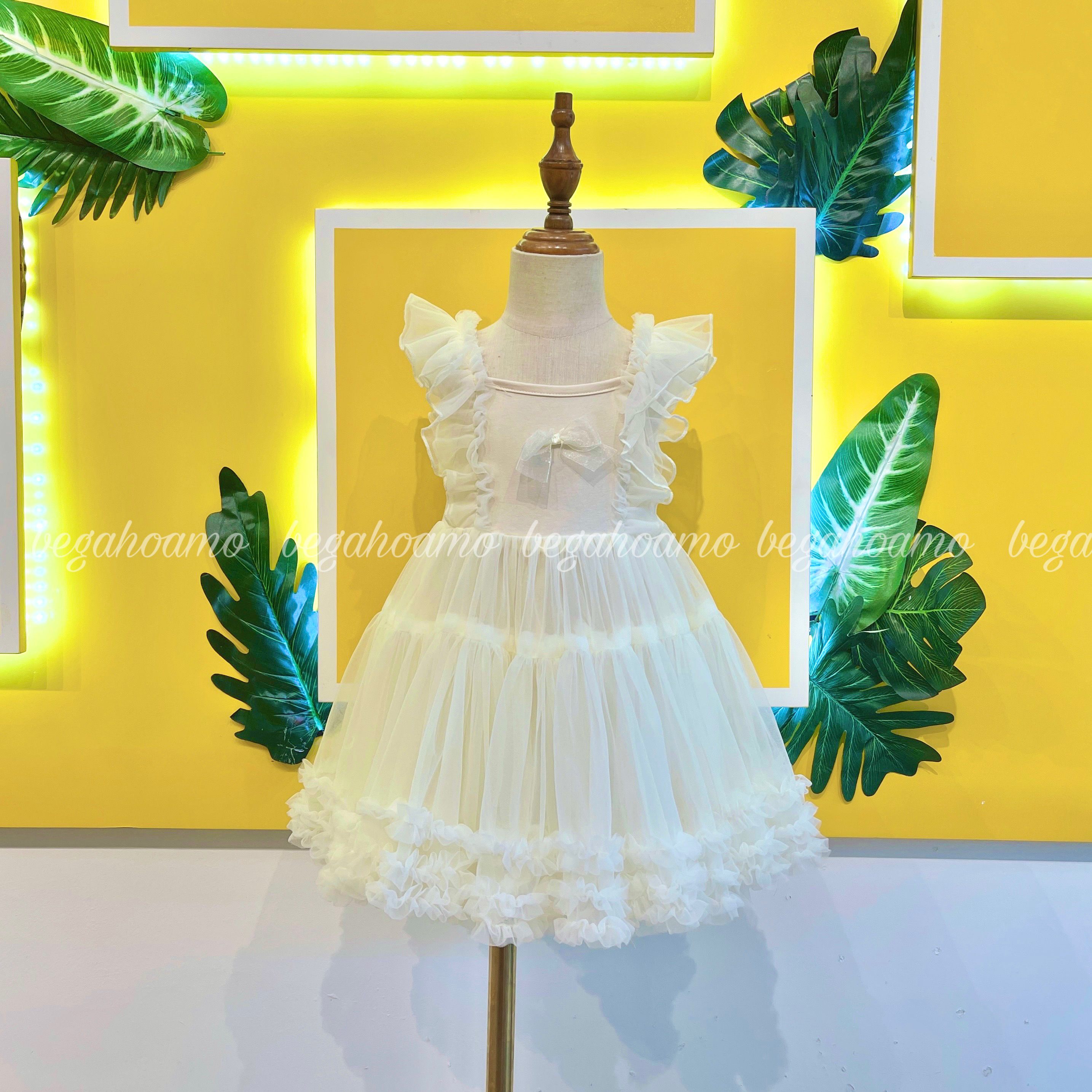 Váy voan be 2 dây cánh tiên