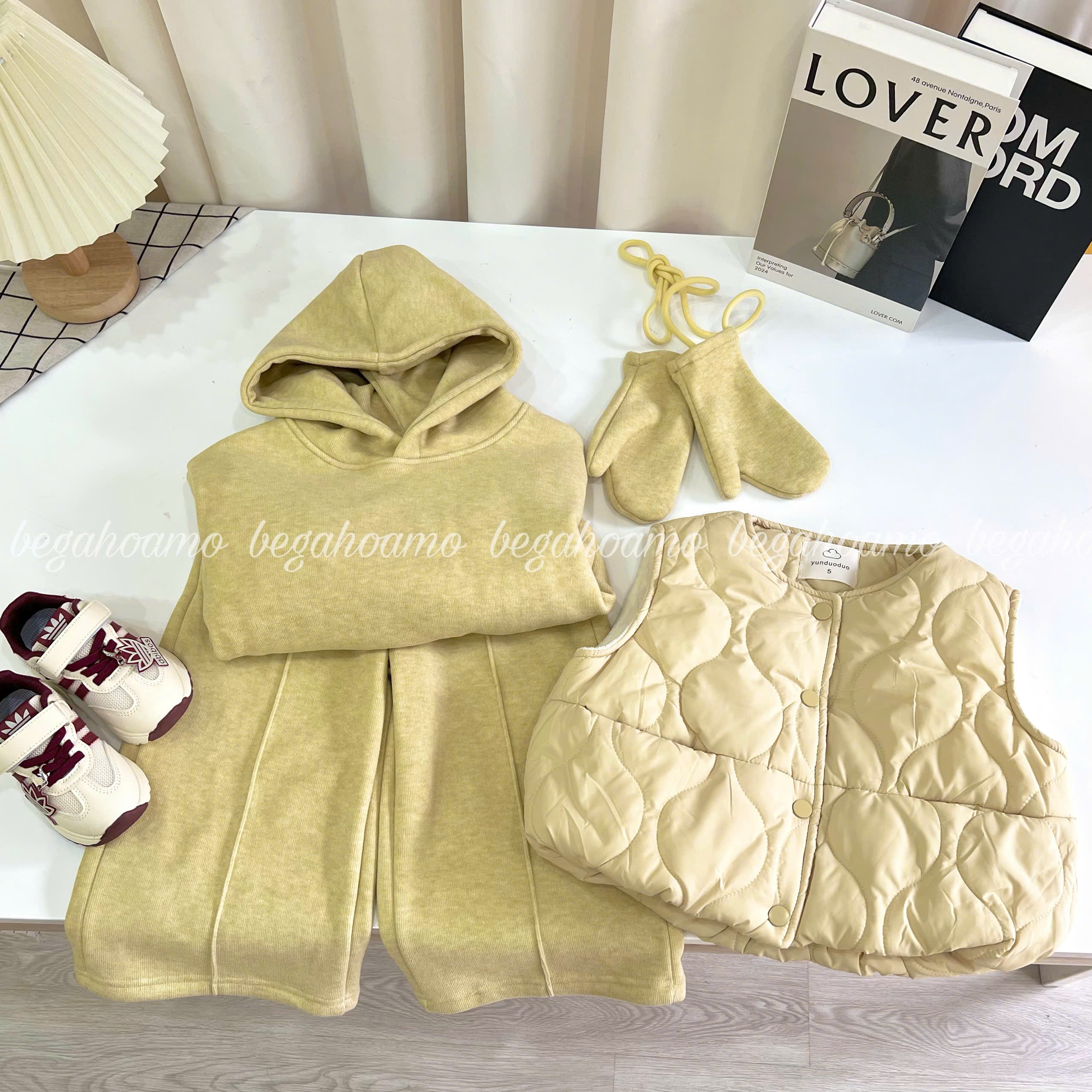 Set 4ct bộ nỉ vàng + áo phao gile