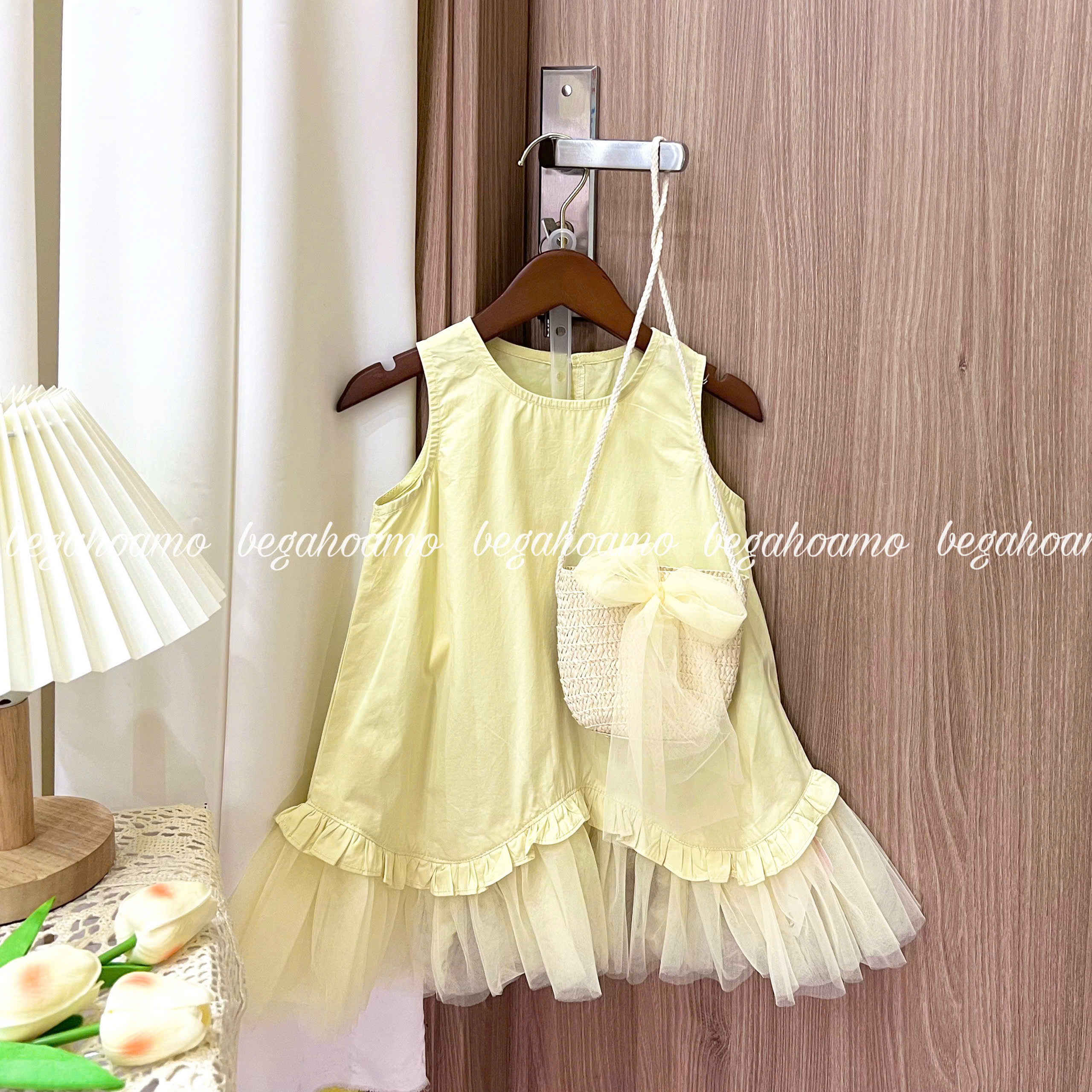 Váy thô voan + túi cói 